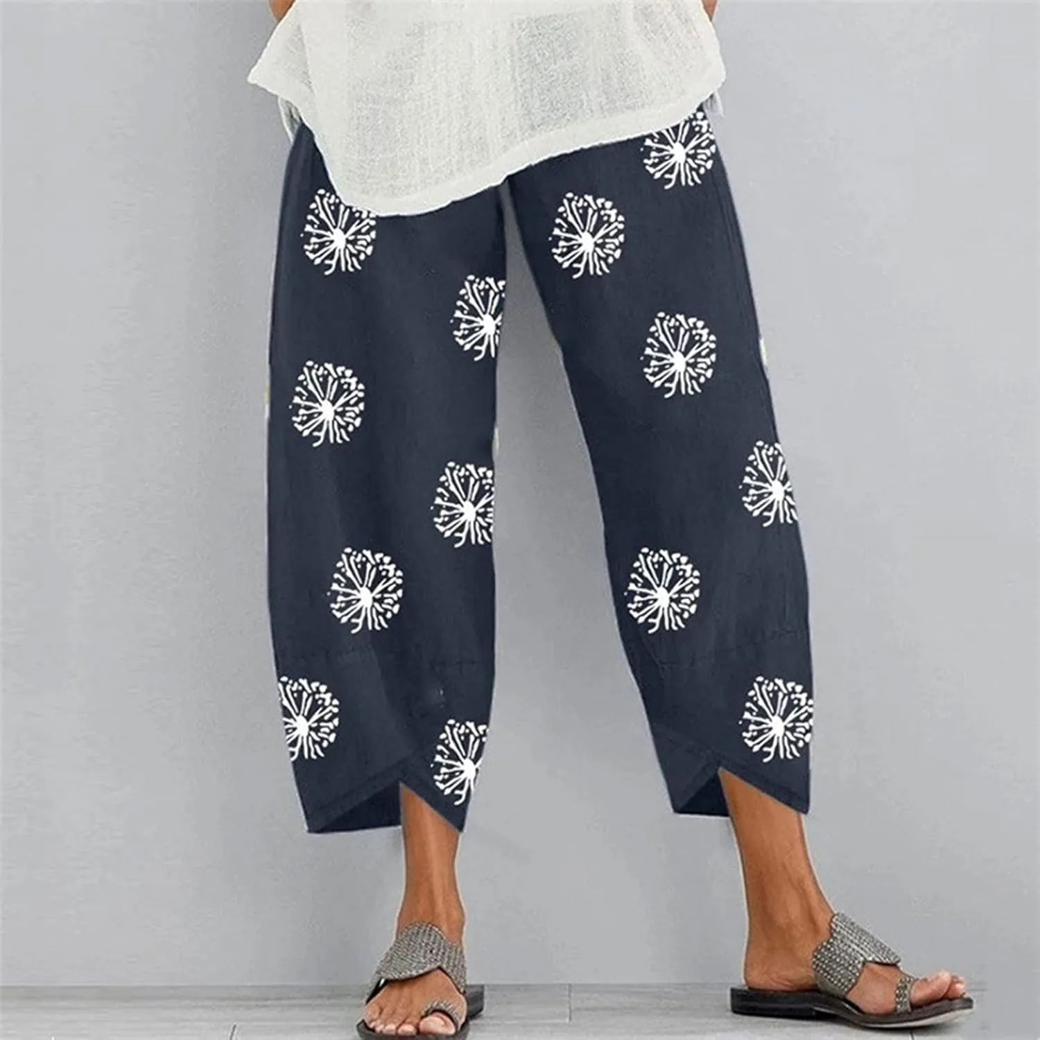 Capri Pants for Women Summer Beach Elastic Waisted Wide Leg Floral Printed Casual Loose Lightweight Relax with Pockets