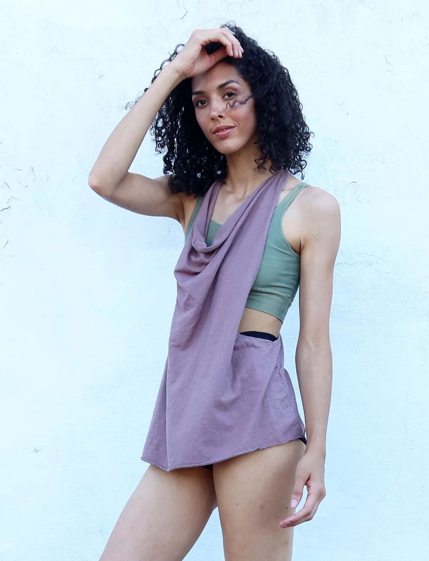 Float Neck Arrow Shirt