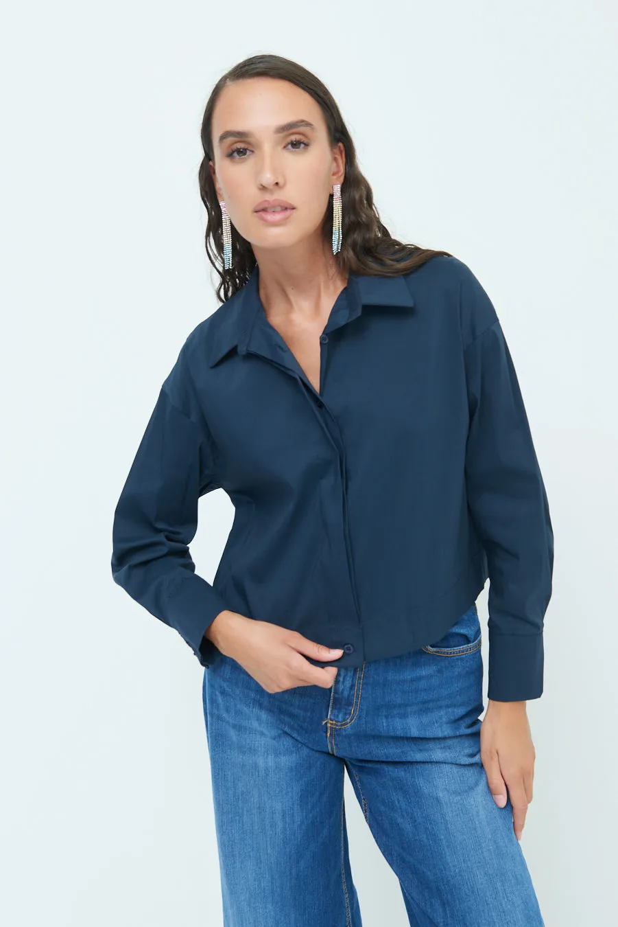 Long sleeve button-up shirt with classic collar wholesale