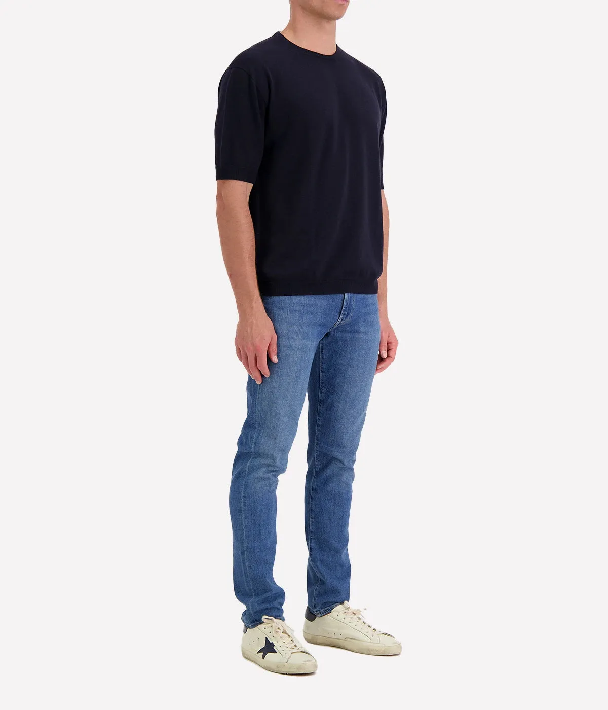 Man T-Shirt in Navy