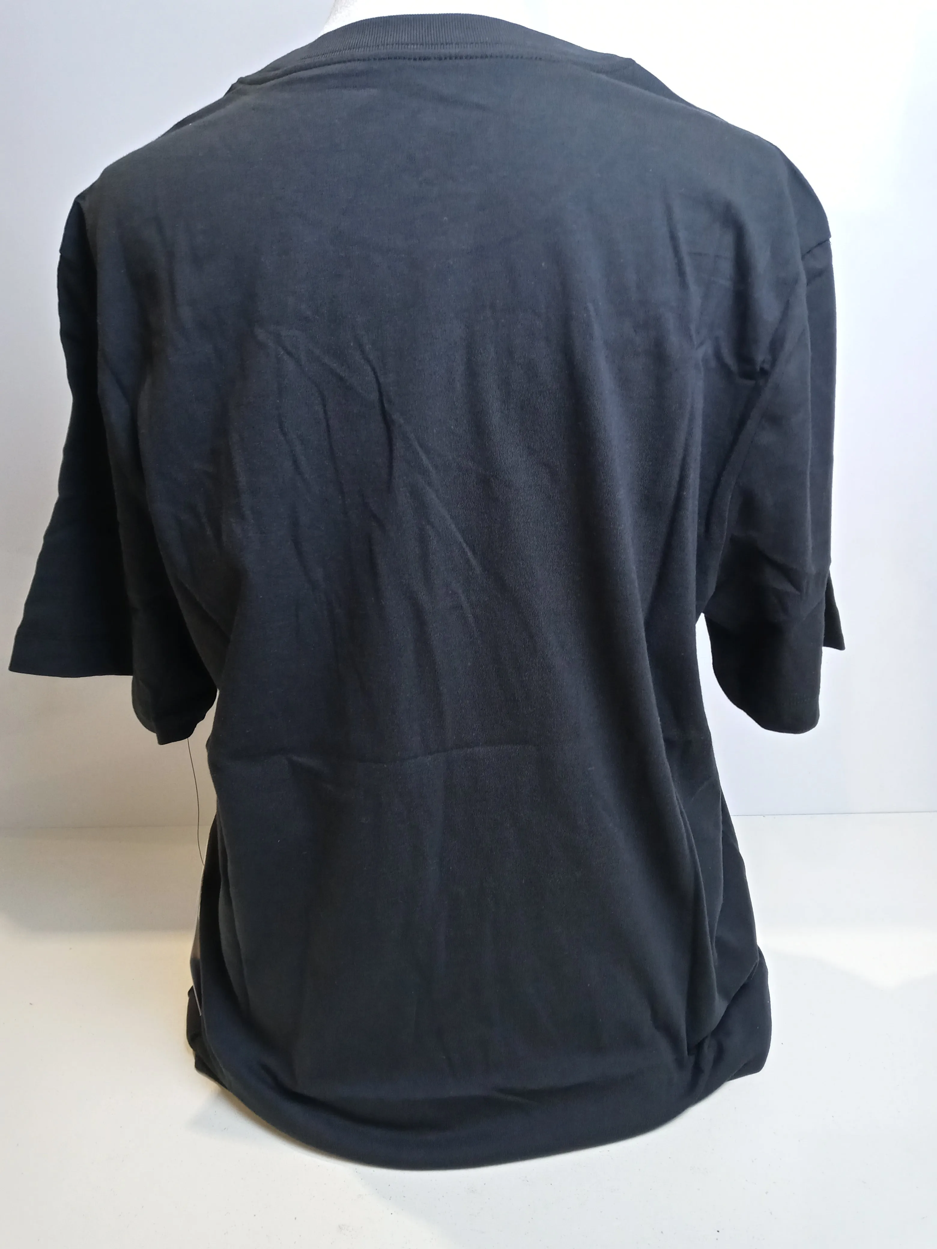 Men's Nike Sportswear Club T-shirt Classic Fit Black White Medium